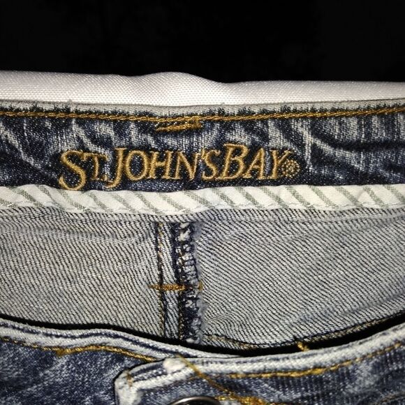 St John's Bay jeans  - Picture 3 of 3